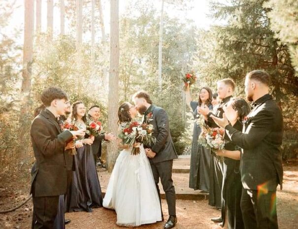 Wisconsin-wedding-venue-caribou-bay-retreat (317)