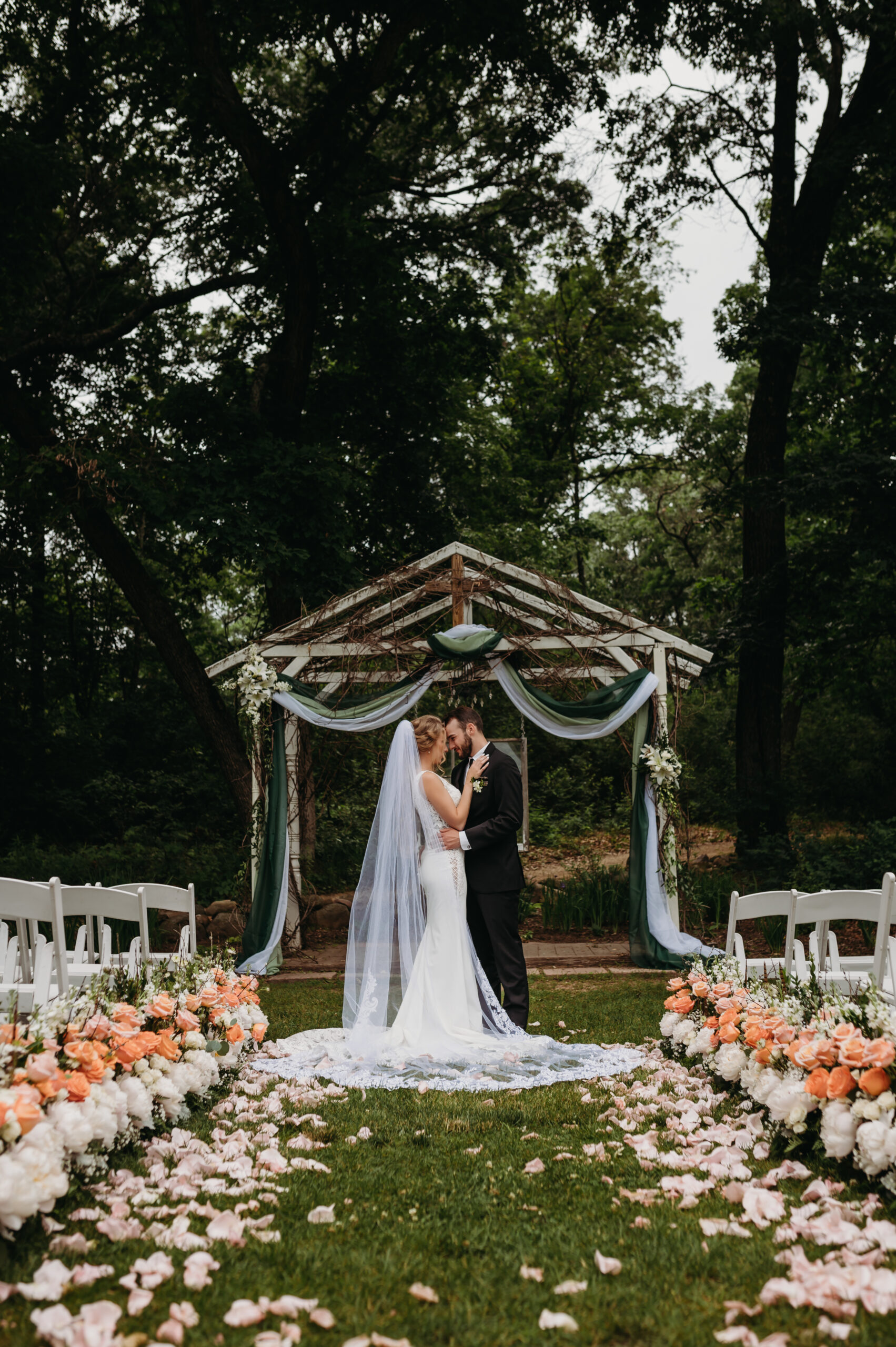 Central Wisconsin Wedding Venues picturesque wedding chapel